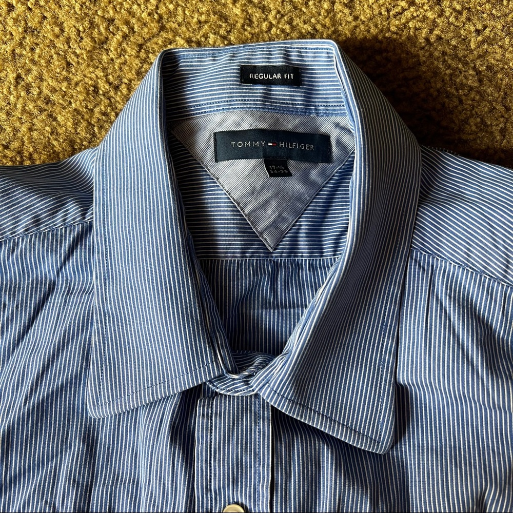 Blue White Pinstripe Button-Down Dress Shirt Tommy Hilfiger 17-1/2 34/35